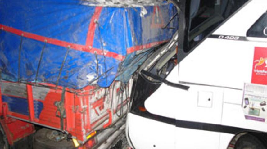 Karayolları buz pistine d&ouml;nd&uuml;