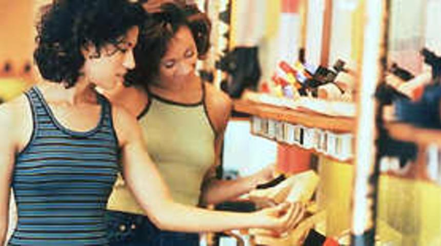 Ayakkabının ucuzluğuna aldanmayın