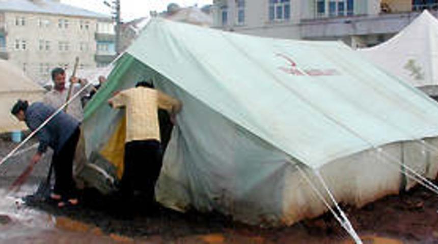 CHP'li vekilden Kızılay &ouml;nergesi