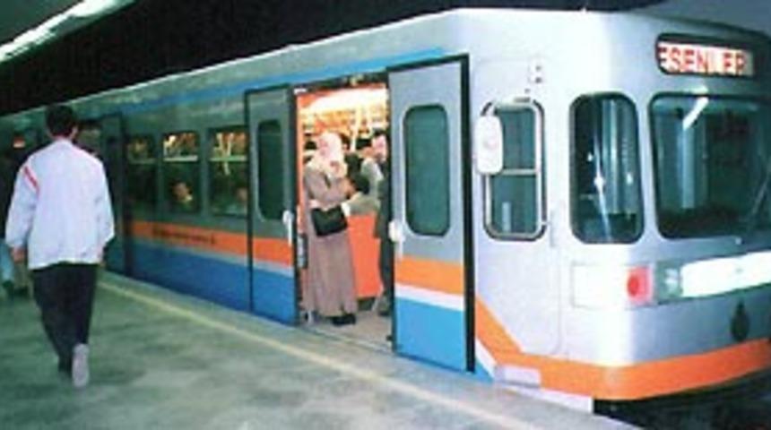 İstanbul'da "i&ccedil;inden metro ge&ccedil;en m&uuml;ze"