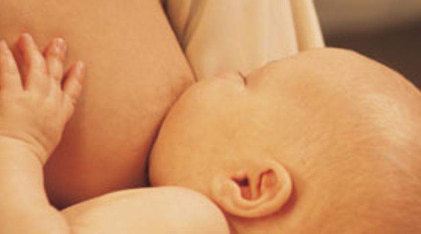 Emzirmek meme kanseri riskini azaltıyor