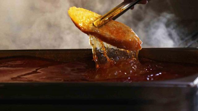 Damak 'şımartan' yemek! İkisi birlikte yenirse... Türkiye’nin her yerinden bu lezzeti tatmak için geliyorlar! İşte püf noktası ile ıslama köfte