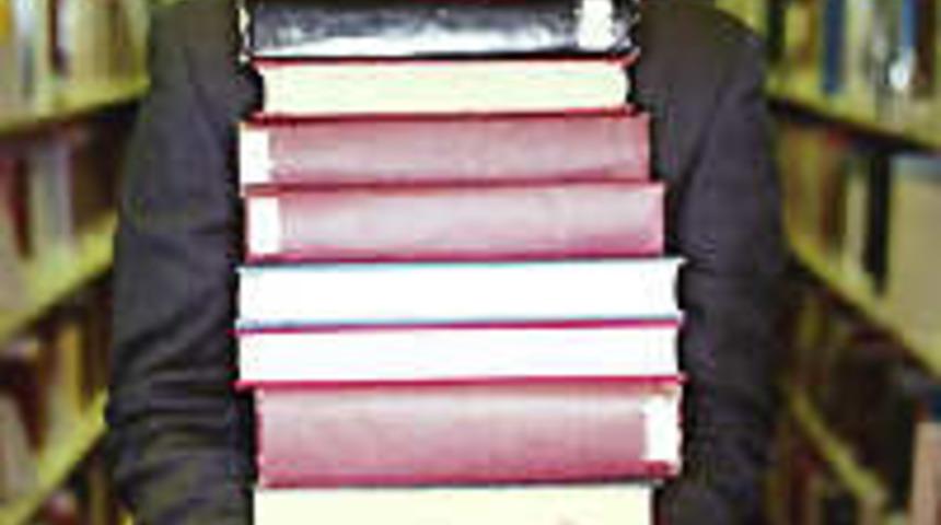 2 &ccedil;ocuğa "Klasikleri okuma cezası"
