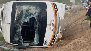 Eskişehir'de halk otobüsü devrildi: 11 kişi yaralandı