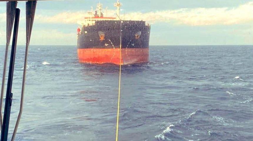 Çanakkale Boğazı'nda sürüklenen tanker kurtarıldı!