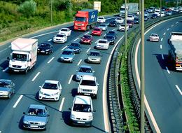 Sürücüler dikkat! Trafik sigortasında büyük oyun: Yüzde 50'ye varan farklar çıkarıyorlar!