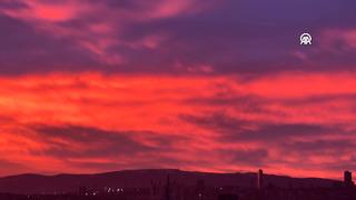 Ankara'da gün doğumuyla birlikte gökyüzünde renk manzarası! Ortaya kartpostallık görüntüler çıktı