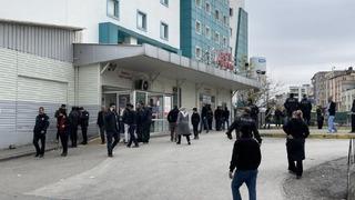 Hastanede bomba paniği! Ekipler alarma geçti, acil servis boşaltıldı