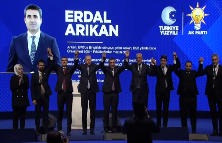 Son dakika | İstanbul'da Murat Kurum, Eskişehir'de Nebi Hatipoğlu... Erdoğan hepsinin elini havaya kaldırdı, seçim yarışını böyle başlattı! AK Parti'nin 26 ildeki merakla beklenen belediye başkan adayları G4