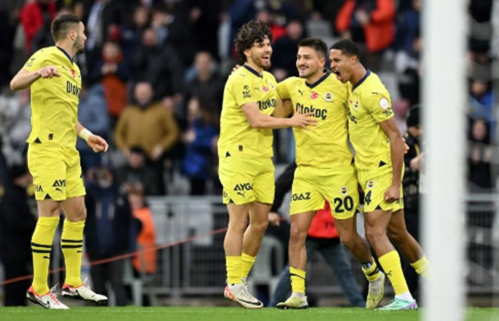 Cengiz Ünder bir döndü pir döndü, 44 dakikada hat trick! Yıldız oyuncu İstanbulspor karşısında adeta kariyer maçını oynadı G2