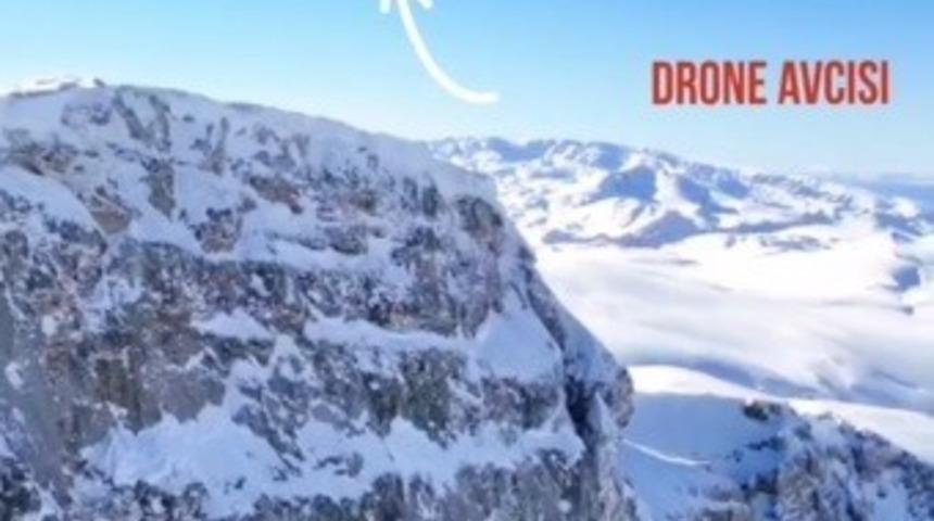 Erzincan&rsquo;da kartal drone avladı