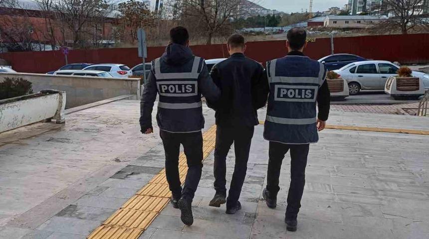 Elazığ’da haklarında kesinleşmiş hapis cezası bulunan 6 zanlı yakalandı