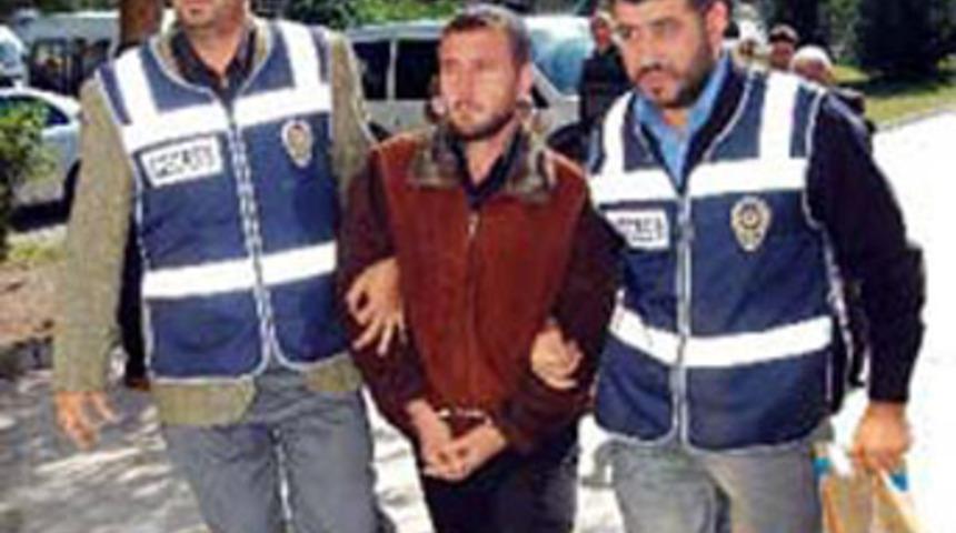 Hamile eşini av t&uuml;feğiyle &ouml;ld&uuml;rd&uuml;