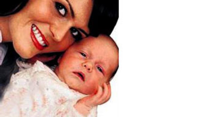 İşte Jude Law'un aşk &ccedil;ocuğu Sophia