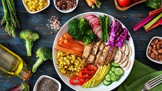 Tabağınızdaki renklere dikkat! Sırrı orada saklı... Grip, soğuk algınlığı, yüksek ateş, boğaz ağrısıyla savaşmak için sıraladı