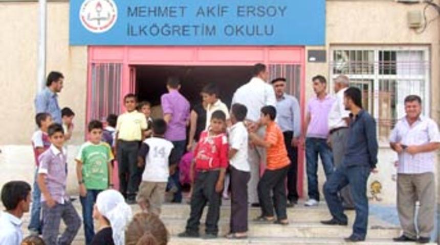 Okulda ka&ccedil;ırılma paniği. Eğitim yarıda kaldı