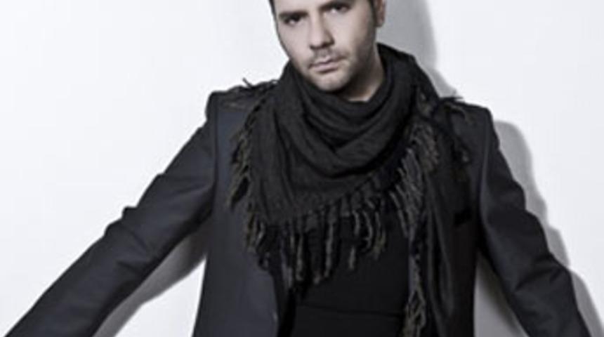 Sezen Aksu&rsquo;dan Erkan&rsquo;a jest!