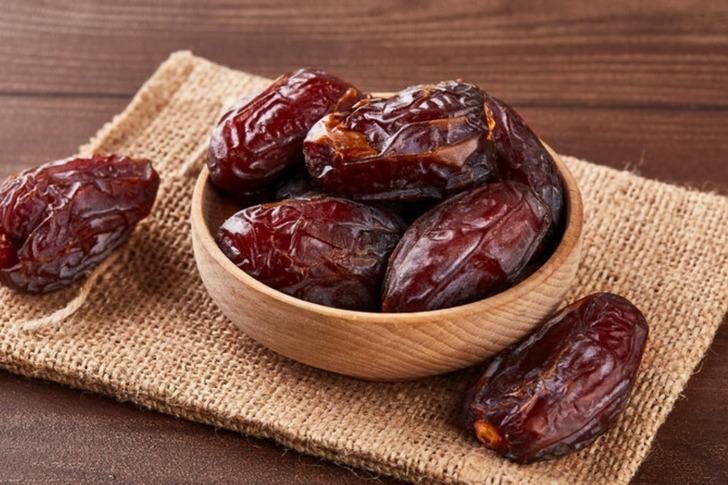 Faydası inanılmaz! Hurmanın üstüne limon damlatıp yerseniz… G4