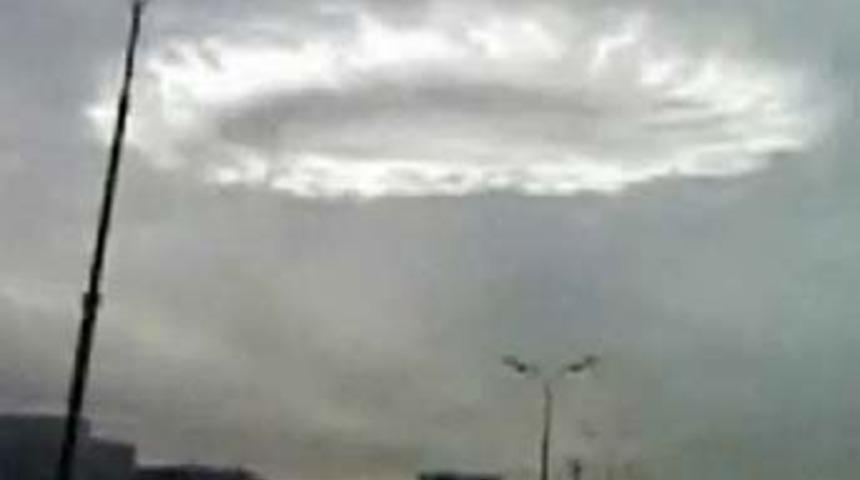 T&uuml;yler &uuml;rperten UFO g&ouml;r&uuml;nt&uuml;leri!