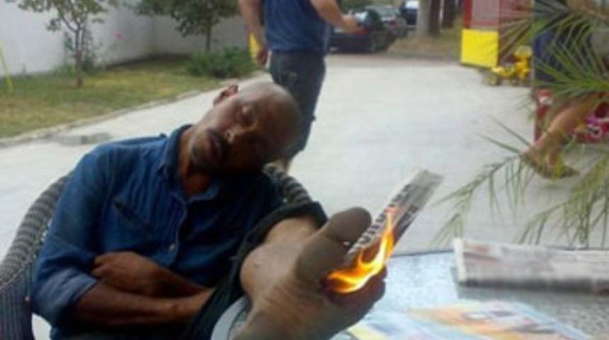 Şaka yapalım derken adamı yakıyorlardı