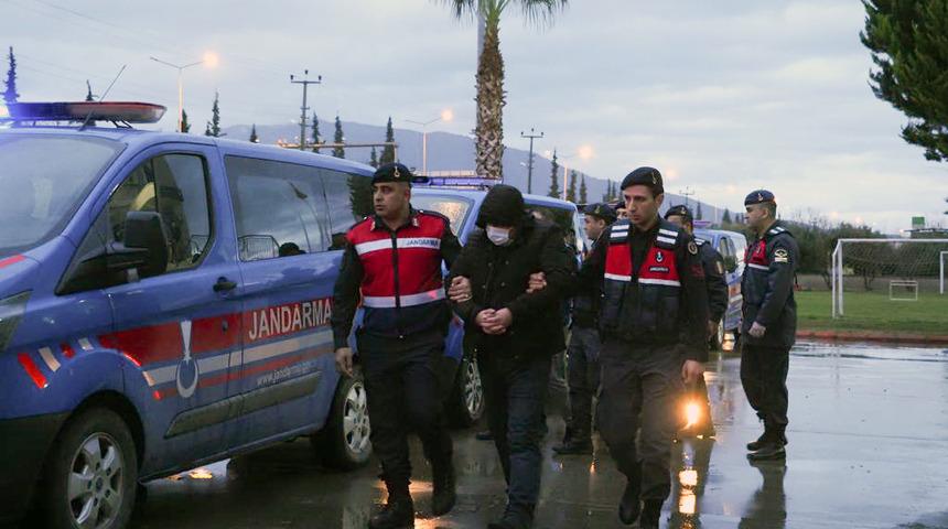 Aydın'daki "yeşil reçeteli ilaç" operasyonunda 8 kişi tutuklandı