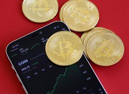 Piyasalar Bitcoin kararını beklerken SEC Başkanı'ndan kripto para uyarısı