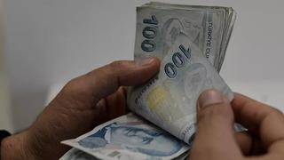 Milyonlar beklemede, ekonomi yönetimi maliyetleri hesapladı, emekliye ek zam EYT'ye mi takılacak? 