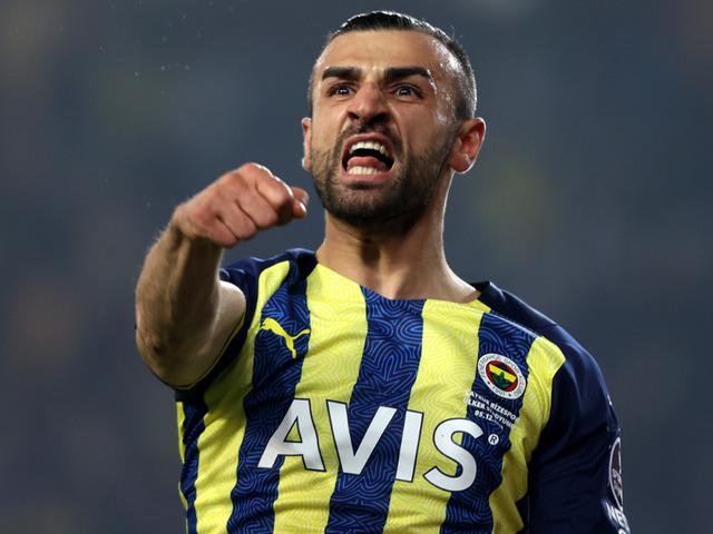 Fenerbahçe'de sezon başında takımdan ayrılan Serdar Dursun geri dönüyor!