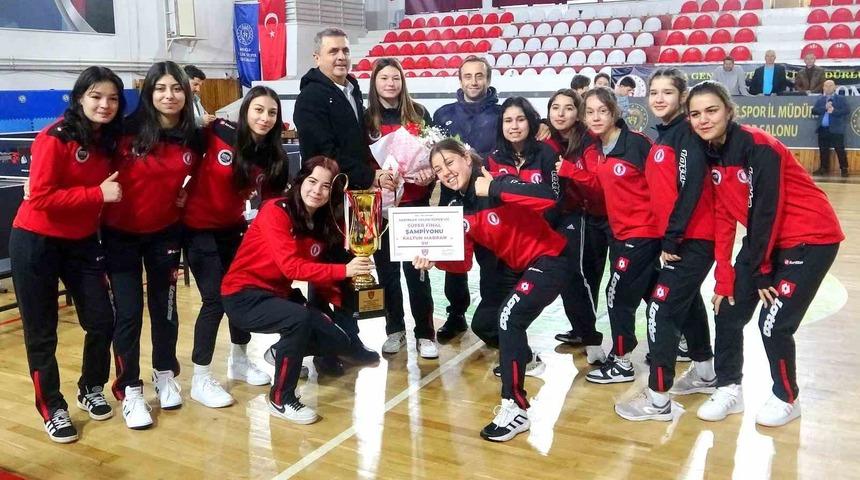 Hokey Süper Lig şampiyonu Muğla’ya döndü