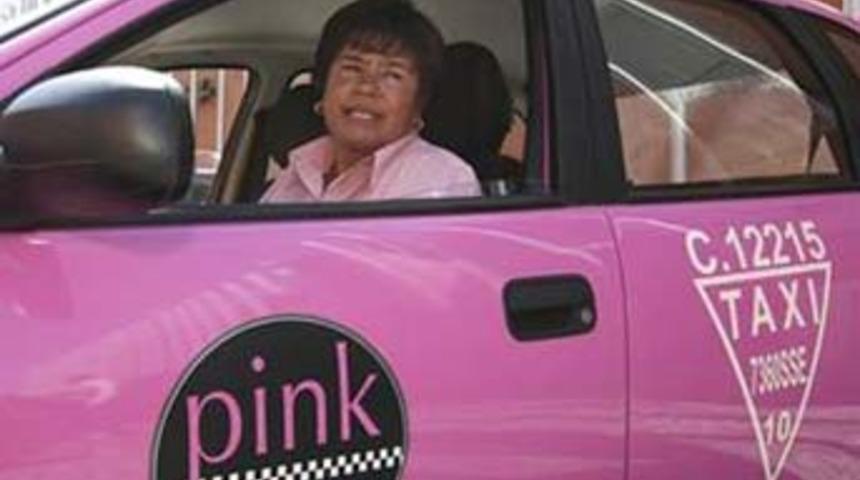 Kadınlara pembe taksi