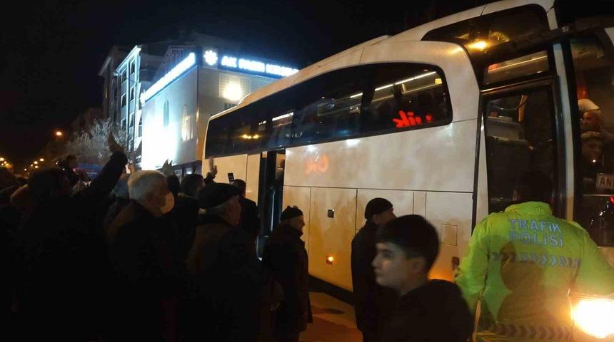 Kırşehir’de 46 kişi umreye gitti