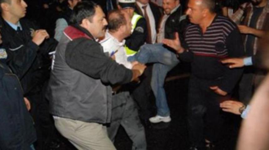 Alkoll&uuml; s&uuml;r&uuml;c&uuml; cesede 2 metre kala durdu