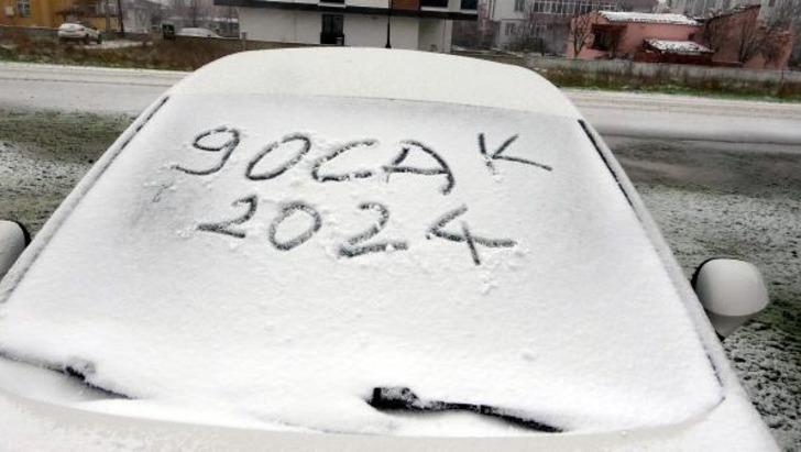 Kar Marmara'nın doğusundan yurda girdi! Batı Marmara için uyarı geldi! Boğaz için önlem alındı G5