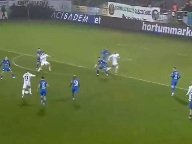 Rashica 4. dakikada attığı müthiş golle sezonun rekorunu kırdı, taraftarlar golün ardından Galatasaray'ı etiketledi!