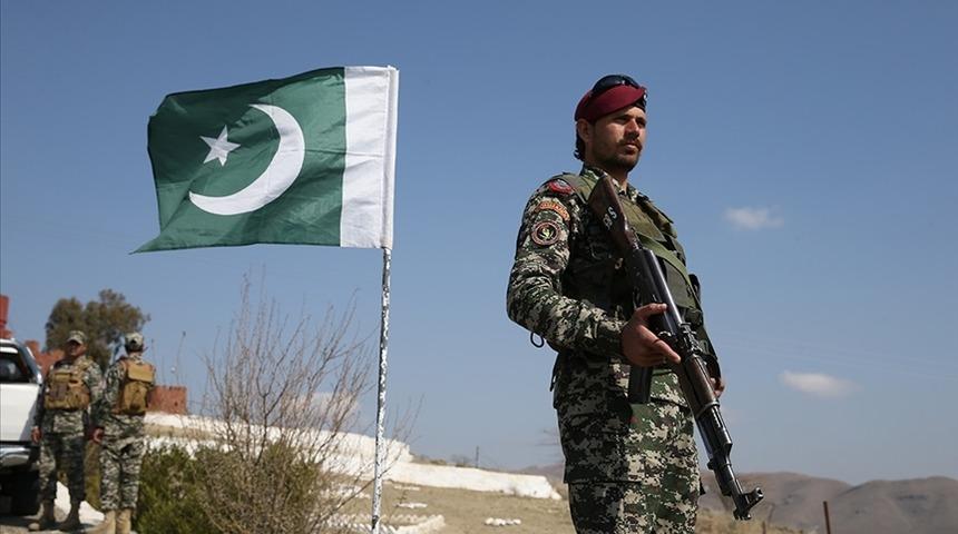 Pakistan&rsquo;dan Afganistan&rsquo;a y&ouml;nelik hava saldırısı