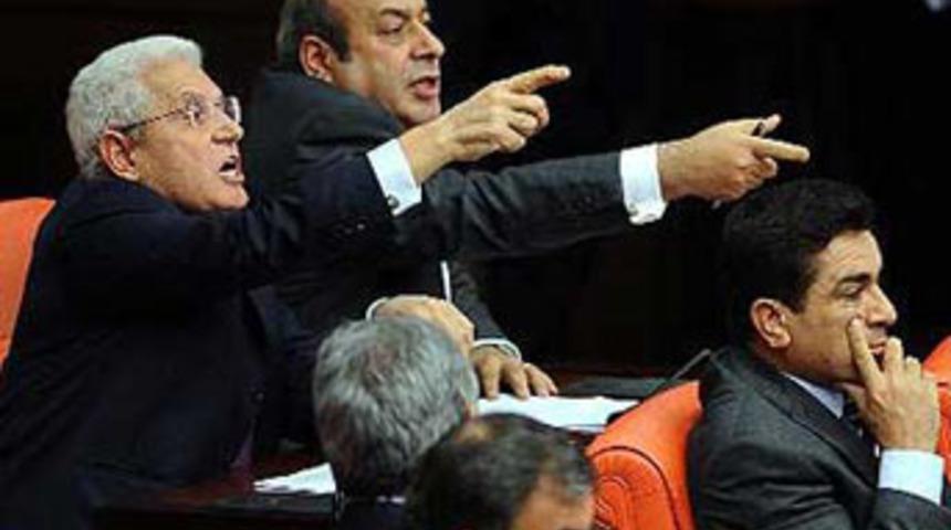 Deniz Baykal ile DTP'liler atıştı