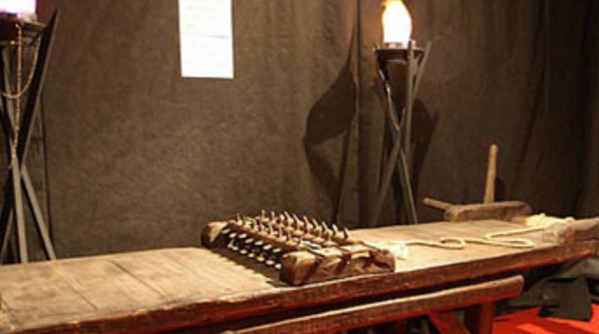 D&uuml;nyanın g&ouml;rd&uuml;ğ&uuml; en vahşi işkence aletleri