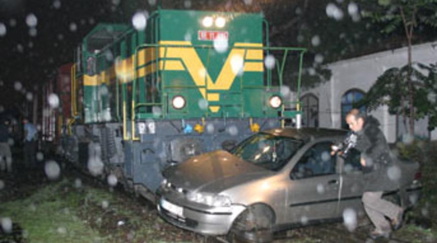 Hemzemin faciası: 3 &ouml;l&uuml;