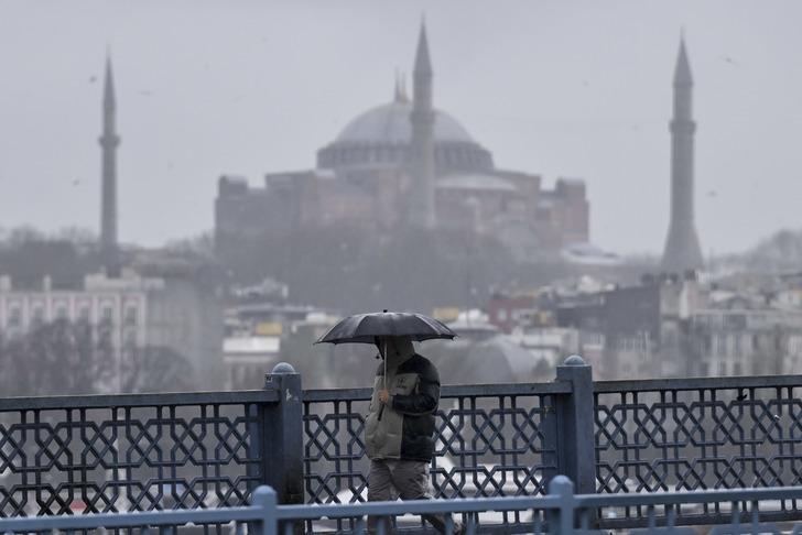 Titreten soğuk meğer 5.200 kilometre öteden geliyormuş! İstanbullular bu haber sizi ilgilendiriyor G3