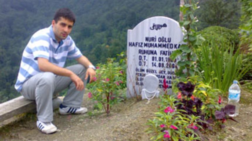 K&ouml;y mezarlığını internete taşıdı