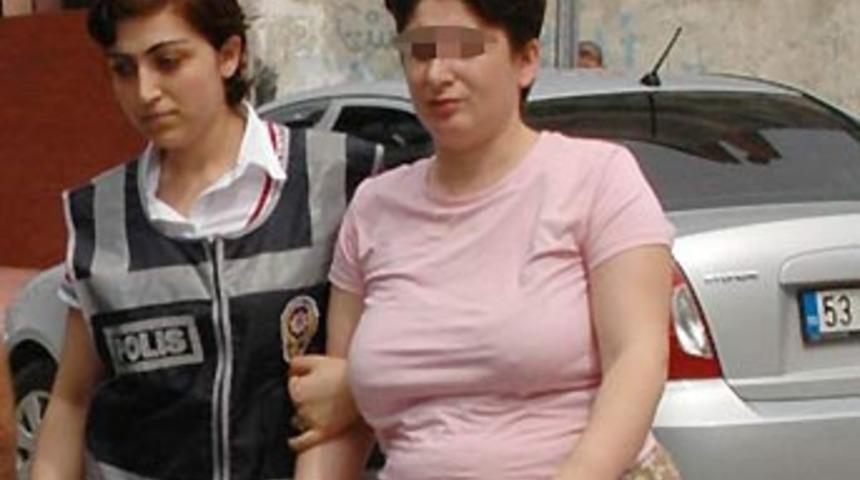 Bebeğini 6. kattan attı!