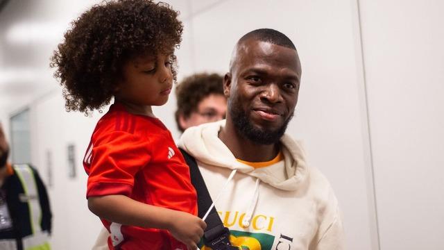 Fenerbahçe'nin eski golcüsü Enner Valencia'dan Atatürk paylaşımı: Yurtta Sulh, Cihanda Sulh