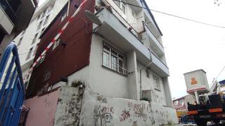 Kağıthane'de faciaya ramak kala! Balkon büyük gürültüyle çöktü... Bina sakini: 'Deprem de olsa biz duymayız! Güçlendirme var'