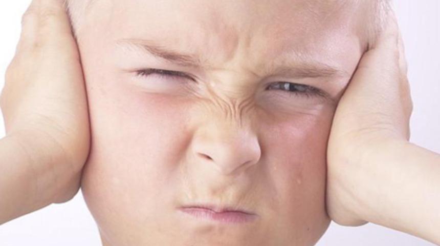 &Ccedil;ocuklarda Alaycı Tavır Sendromu