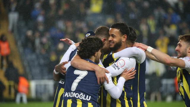 Fenerbahçe 15 yıl sonra bir ilk! Tam 8 gol var...