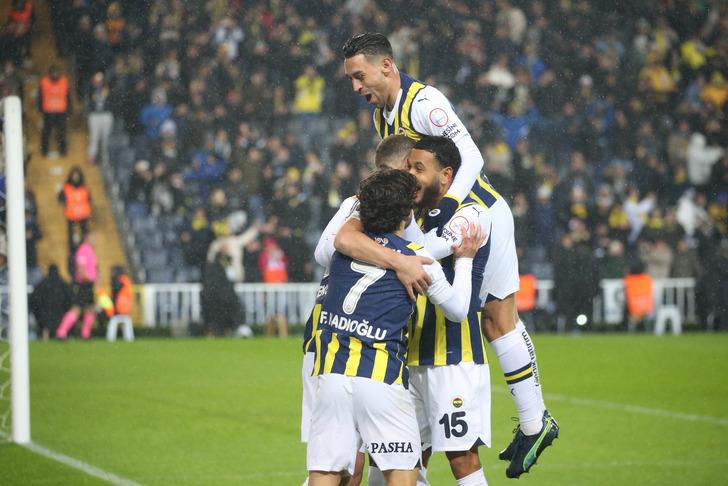 İsmail Kartal 7-1'lik galibiyet sonrası kameraların karşısına geçti! Transfer ve rekor açıklaması G4