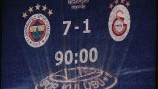 7-1'lik galibiyetin ardından Fenerbahçe'den Galatasaray'a olay gönderme! Skorbordu değiştirdiler... 