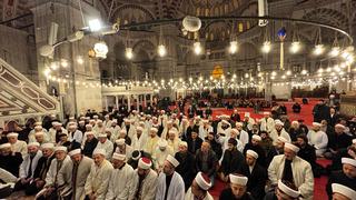Din görevlileri Fatih Camisi'nde birlik ve huzur için buluştu