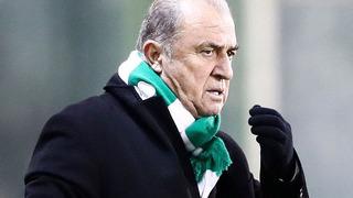 Fatih Terim, Yunanistan'daki ilk derbisinde istediği sonucu alamadı