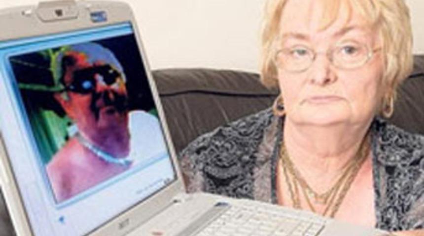 Sapık kocasını &ouml;yle bir halde yakaladı ki...